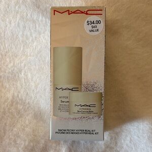 MAC Cosmetics Skincare Duo and Matching Cosmetic Bag